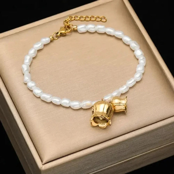 Anthropologie Freshwater Pearl Gold and White Beaded Bracelet - Picture 7 of 10